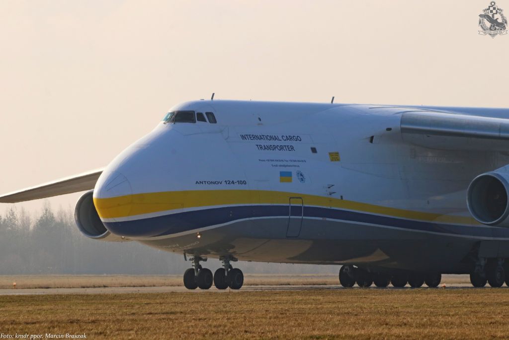 Babie Doły Gdynia - Kosakowo wylądował Rusłan  An-124-100M