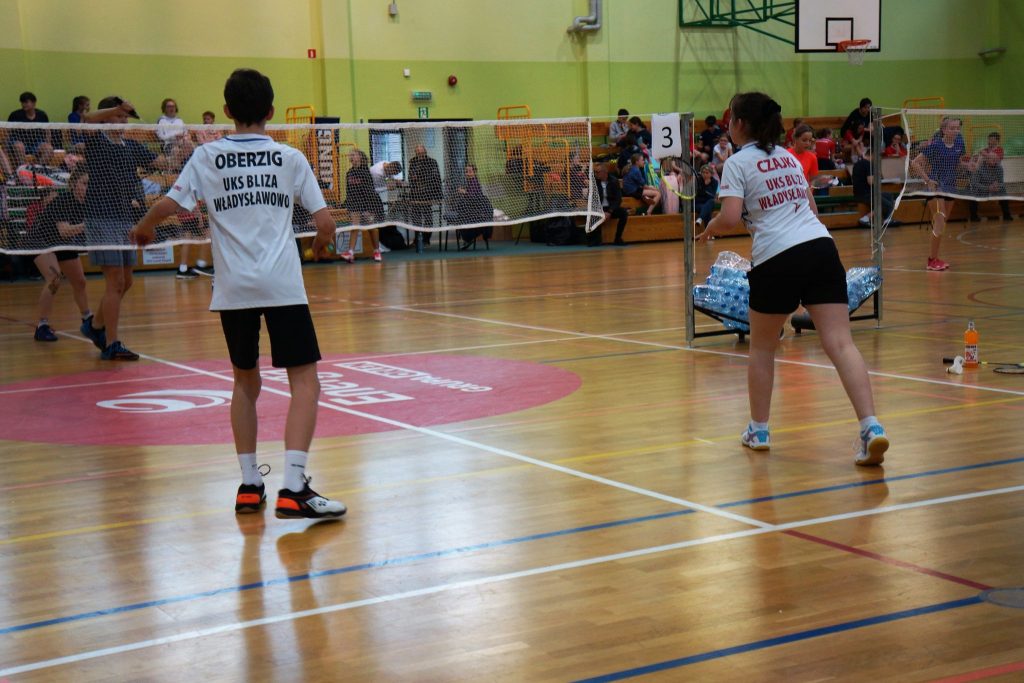 uks bliza władysławowo sport badminton
