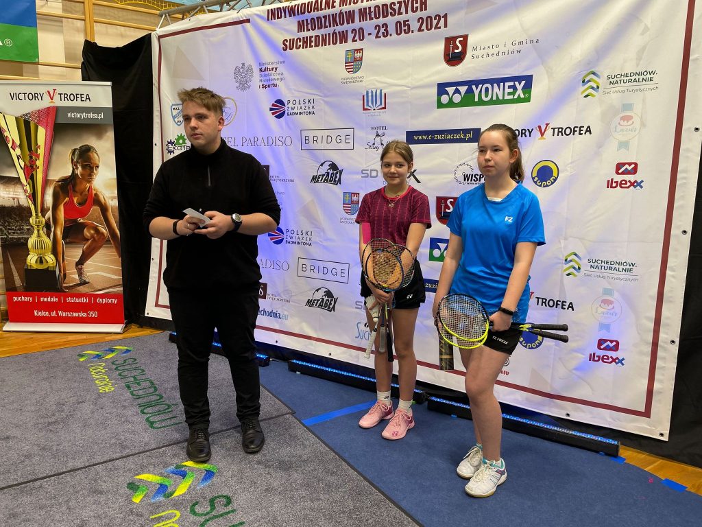 uks bliza władysławowo badminton suchedniów 2021