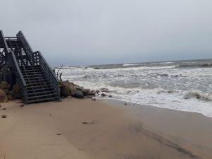 sztorm chłapowo plaża wichura 2022