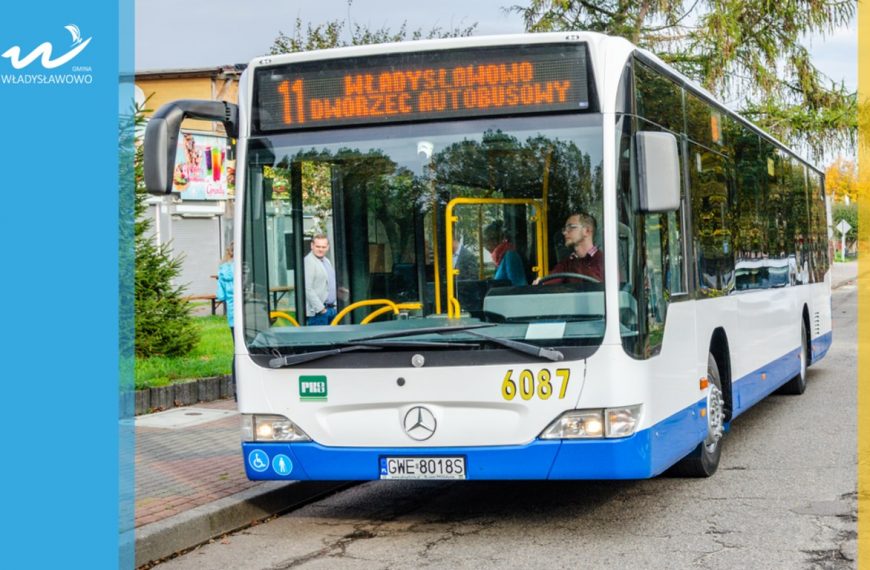 Autobus miejski we Władysławowie w grudniu 2022. Zrobili prezent swoim mieszkańcom